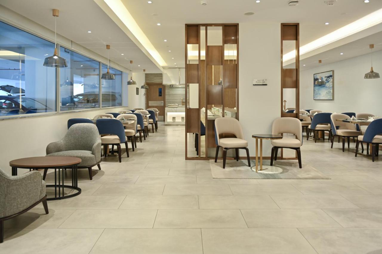 Comfort Hotel Jeddah King Road エクステリア 写真