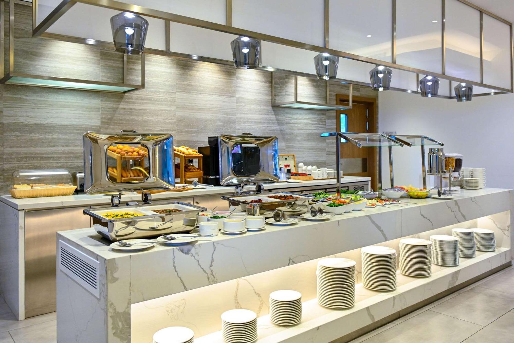Comfort Hotel Jeddah King Road エクステリア 写真