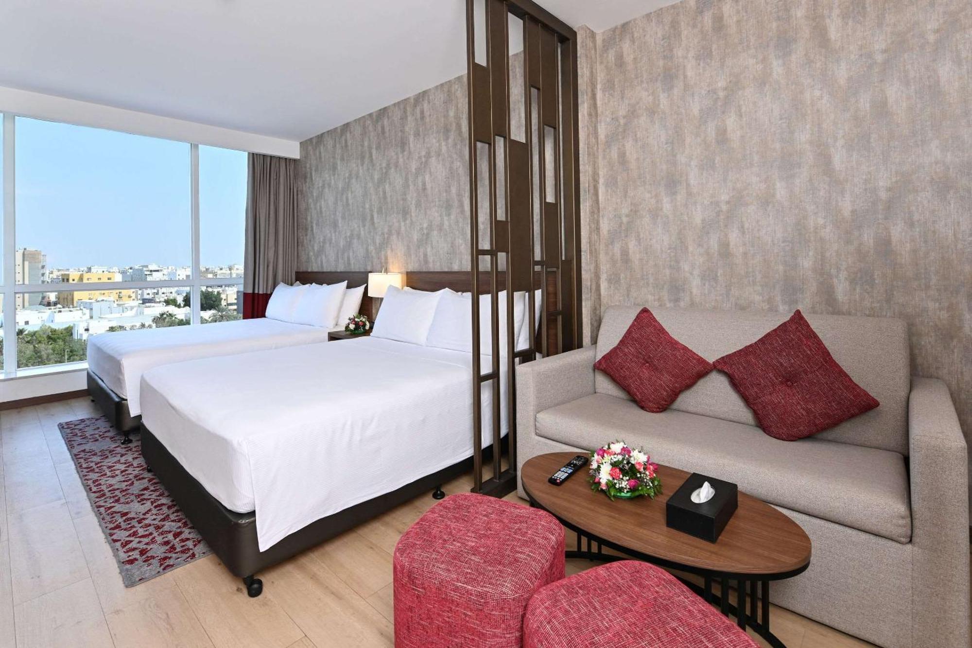 Comfort Hotel Jeddah King Road エクステリア 写真